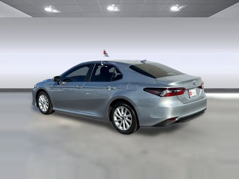 Certified 2024 Toyota Camry LE image 3