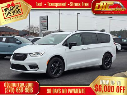 New 2026 Chrysler Pacifica Limited