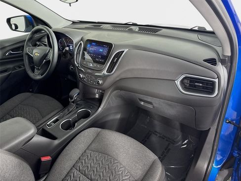 Used 2024 Chevrolet Equinox LT FWD image 29