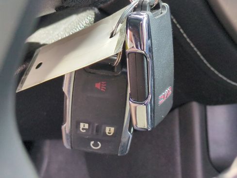 Used 2021 GMC Canyon Denali RWD image 17