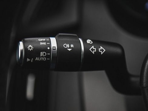 Used 2019 Jaguar E-PACE S image 22