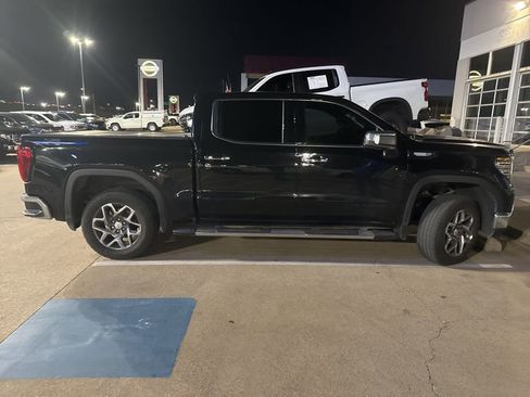 Used 2024 GMC Sierra 1500 SLT image 4