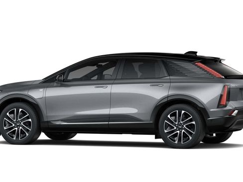 New 2026 Cadillac Optiq Sport 1 w/ LPO, Floor Liner Package AWD/4WD image 26