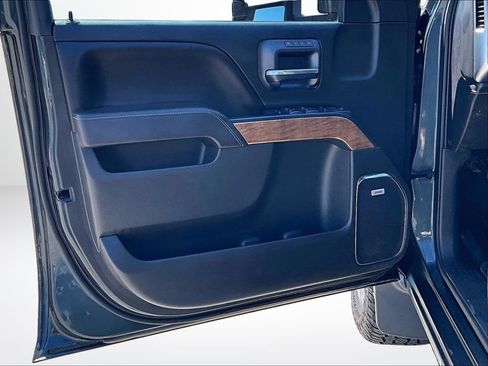 Used 2017 Chevrolet Silverado 1500 LTZ w/ LTZ Plus Package AWD/4WD image 24