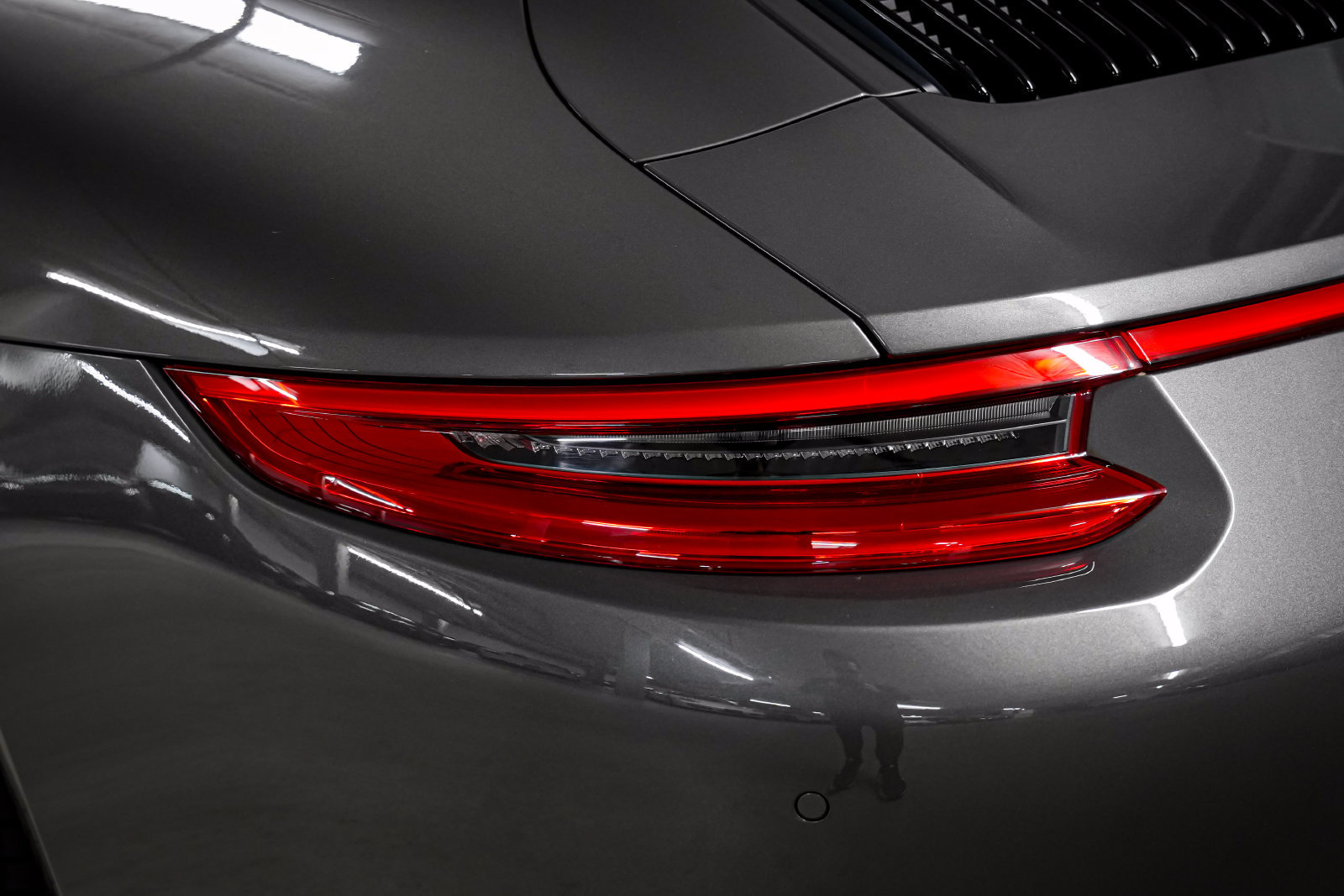 Used 2019 Porsche 911 Carrera 4S AWD/4WD image 35