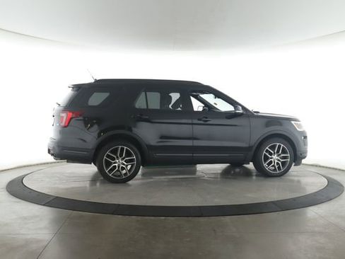 Used 2018 Ford Explorer Sport AWD/4WD image 6