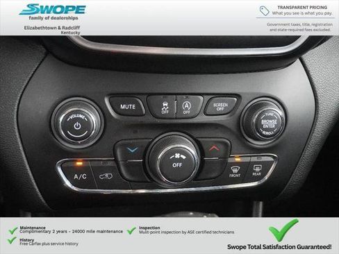 Certified 2019 Jeep Cherokee Latitude Plus w/ Cold Weather Group FWD image 21