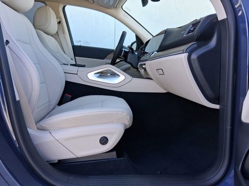 New 2026 Mercedes-Benz GLS 450 4MATIC image 26