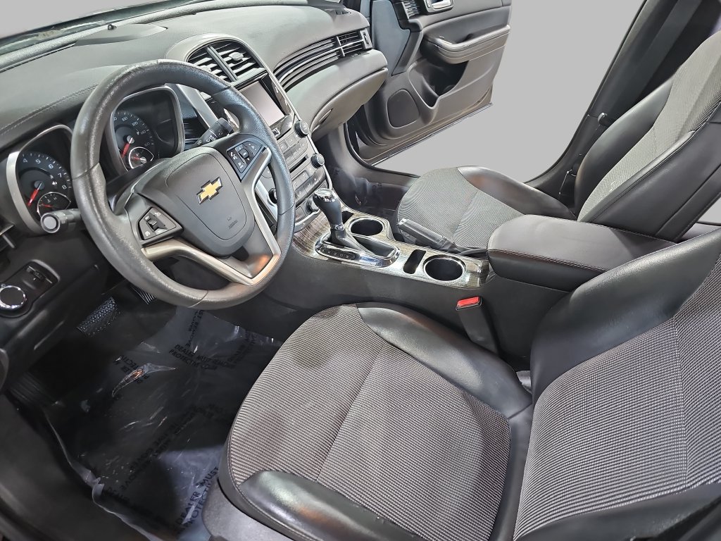 Used 2016 Chevrolet Malibu LT w/ Power Convenience Package FWD image 19