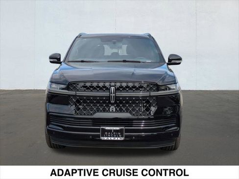 New 2026 Lincoln Navigator L Reserve w/ Jet Appearance Package AWD/4WD image 4
