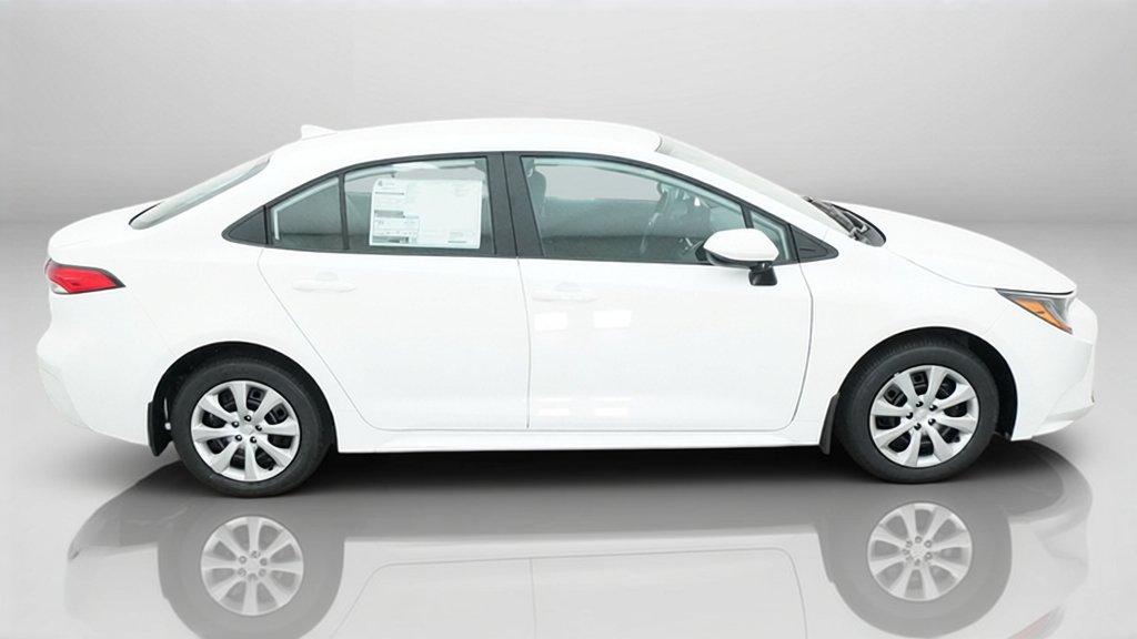 New 2027 Toyota Corolla LE FWD image 14