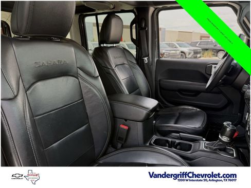 Used 2023 Jeep Wrangler Unlimited Sahara AWD/4WD image 23