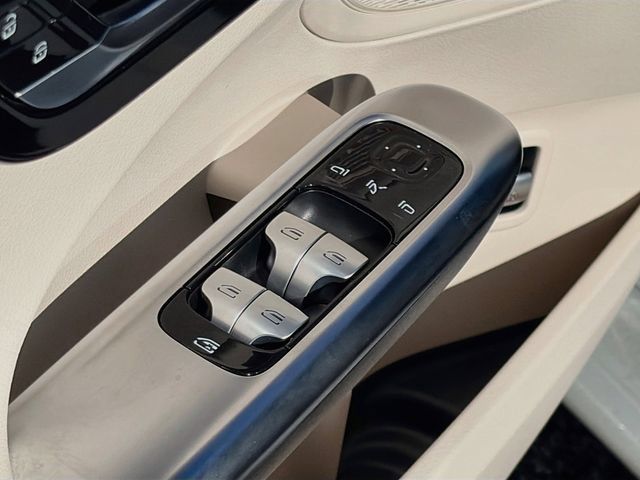 Certified 2023 Mercedes-Benz C 300 4MATIC Sedan image 16