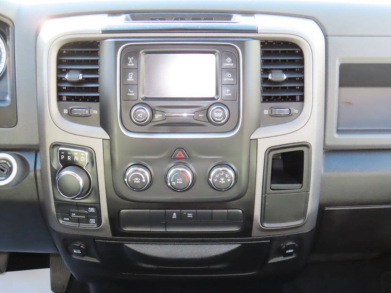 Used 2018 RAM 1500 Express w/ Express Value Package AWD/4WD image 14