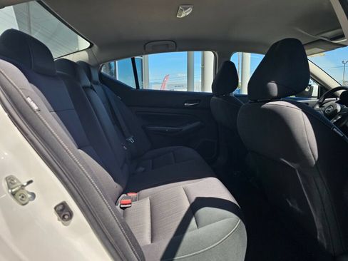 Used 2021 Nissan Altima 2.5 S FWD image 13
