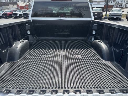 Used 2025 Chevrolet Silverado 2500 LT w/ Convenience Package AWD/4WD image 15