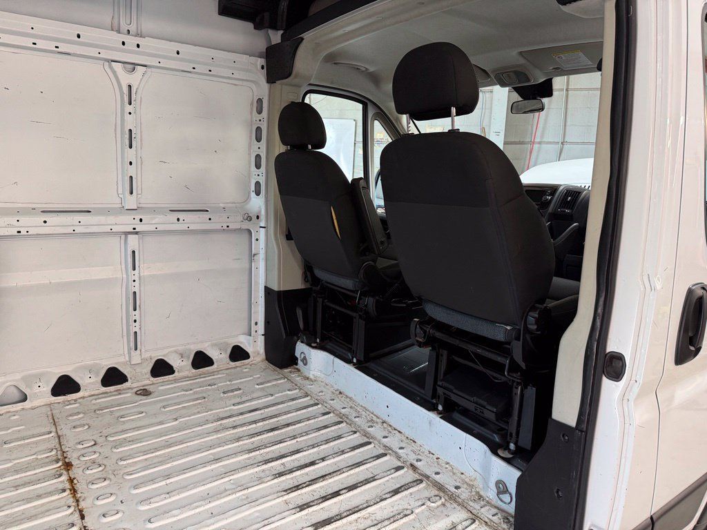 Used 2020 RAM ProMaster 2500 FWD image 24
