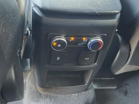 Used 2020 Ford Explorer XLT w/ Class III Trailer Tow Package image 11