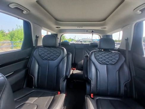 Used 2022 Hyundai Palisade Limited FWD image 35