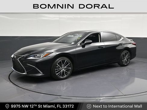 Used 2025 Lexus ES 300h w/ Premium Package FWD image 1
