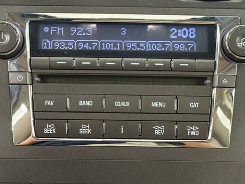 Used 2011 Cadillac DTS image 26