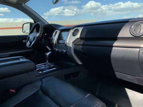 Used 2018 Toyota Tundra SR5 image 34