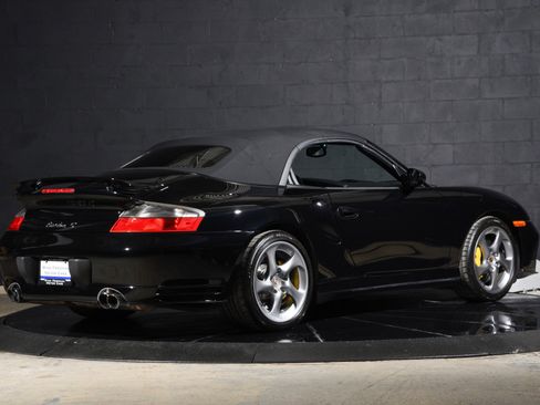 Used 2005 Porsche 911 Turbo AWD/4WD image 19