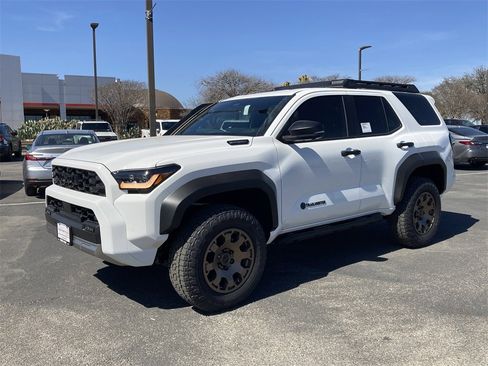 New 2026 Toyota 4Runner Trailhunter image 1