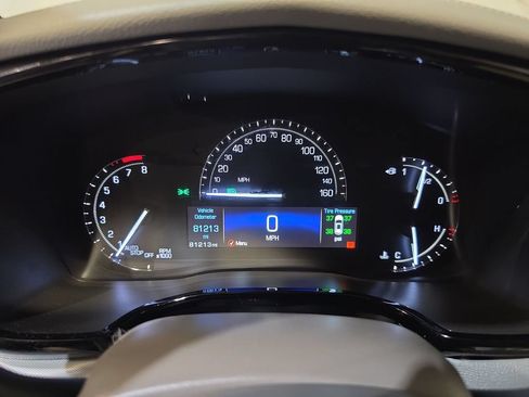 Used 2019 Cadillac XT5 Luxury AWD/4WD image 10