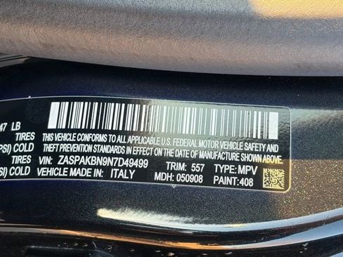 Used 2022 Alfa Romeo Stelvio Veloce image 27