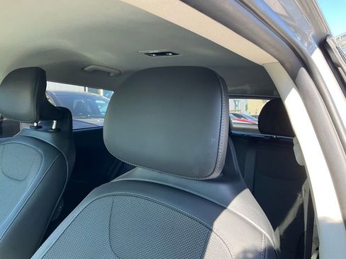 Used 2025 Kia EV6 Light image 18