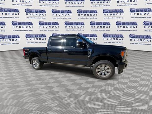 Used 2019 Ford F350 Platinum w/ Platinum Ultimate Package image 3