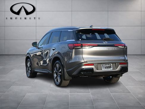 Used 2023 INFINITI QX60 Luxe w/ Cargo Package AWD/4WD image 5