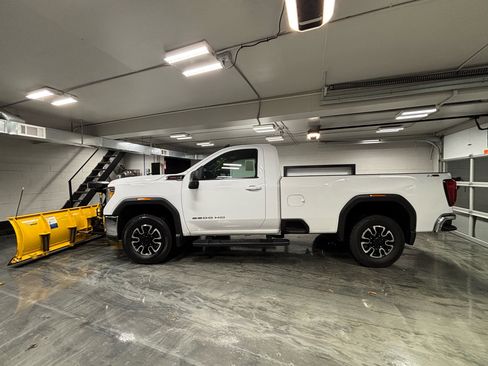 Used 2020 GMC Sierra 2500 SLE w/ SLE Convenience Package image 7