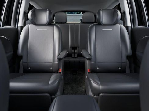 New 2026 Hyundai Ioniq 9 Limited image 12