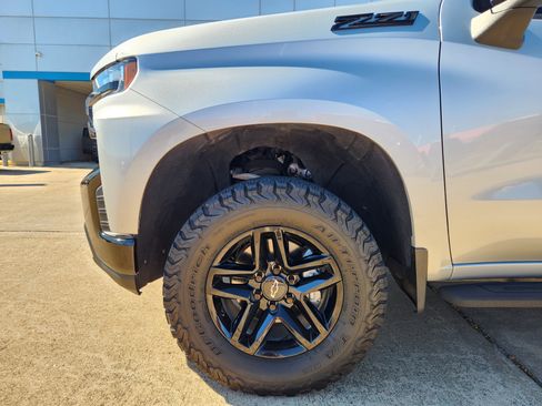 Certified 2021 Chevrolet Silverado 1500 LT Trail Boss image 8