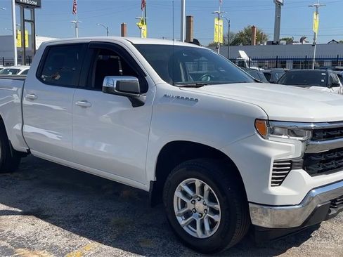 Used 2023 Chevrolet Silverado 1500 LT image 22