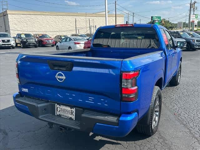 Certified 2025 Nissan Frontier SV RWD image 3