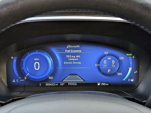 Used 2020 Ford Escape Titanium image 22