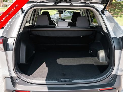 Certified 2019 Toyota RAV4 XLE AWD/4WD image 7