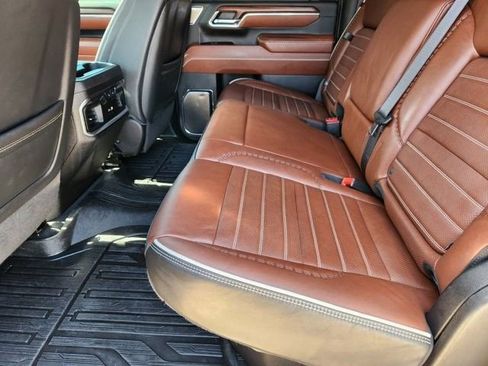 Used 2024 GMC Sierra 2500 Denali Ultimate w/ Max Trailering Package AWD/4WD image 30