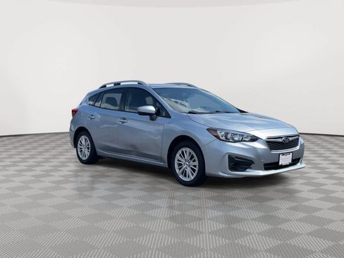Used 2017 Subaru Impreza 2.0i Premium AWD/4WD image 2