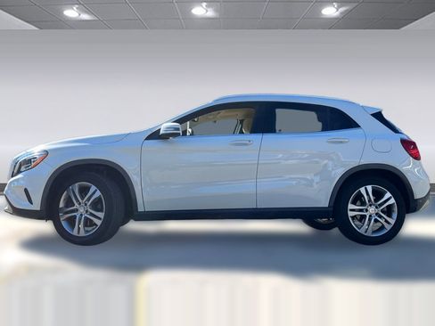 Used 2015 Mercedes-Benz GLA 250 image 2