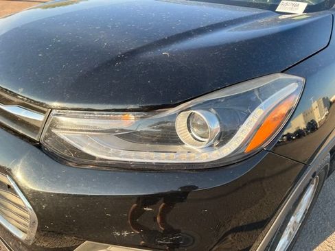 Used 2020 Chevrolet Trax LT FWD image 10
