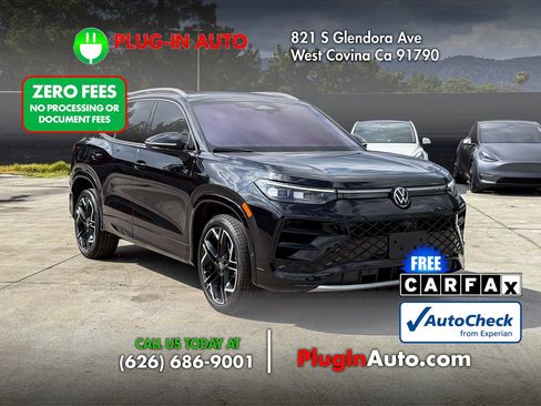 Used 2026 Volkswagen Tiguan SEL R-Line AWD/4WD image 3