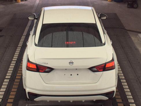 Used 2019 Nissan Altima 2.5 S FWD image 6