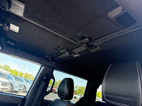 Used 2025 Ford Bronco Outer Banks AWD/4WD image 26