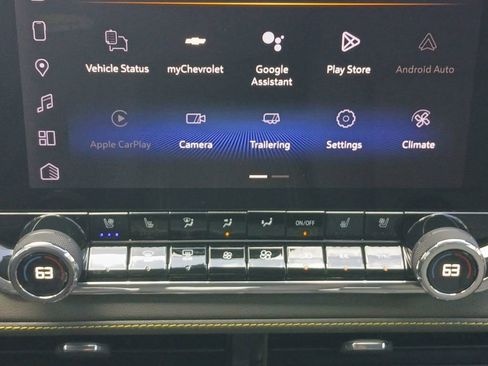 Used 2026 Chevrolet Colorado ZR2 w/ Technology Package image 8