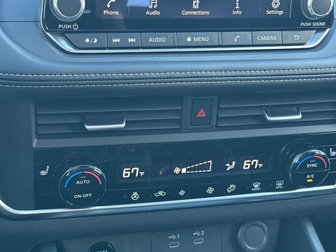 New 2026 Nissan Rogue SV image 18