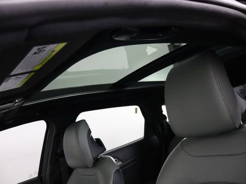 Used 2023 Kia Sportage X-Line w/ X-Line Premium Package AWD/4WD image 24